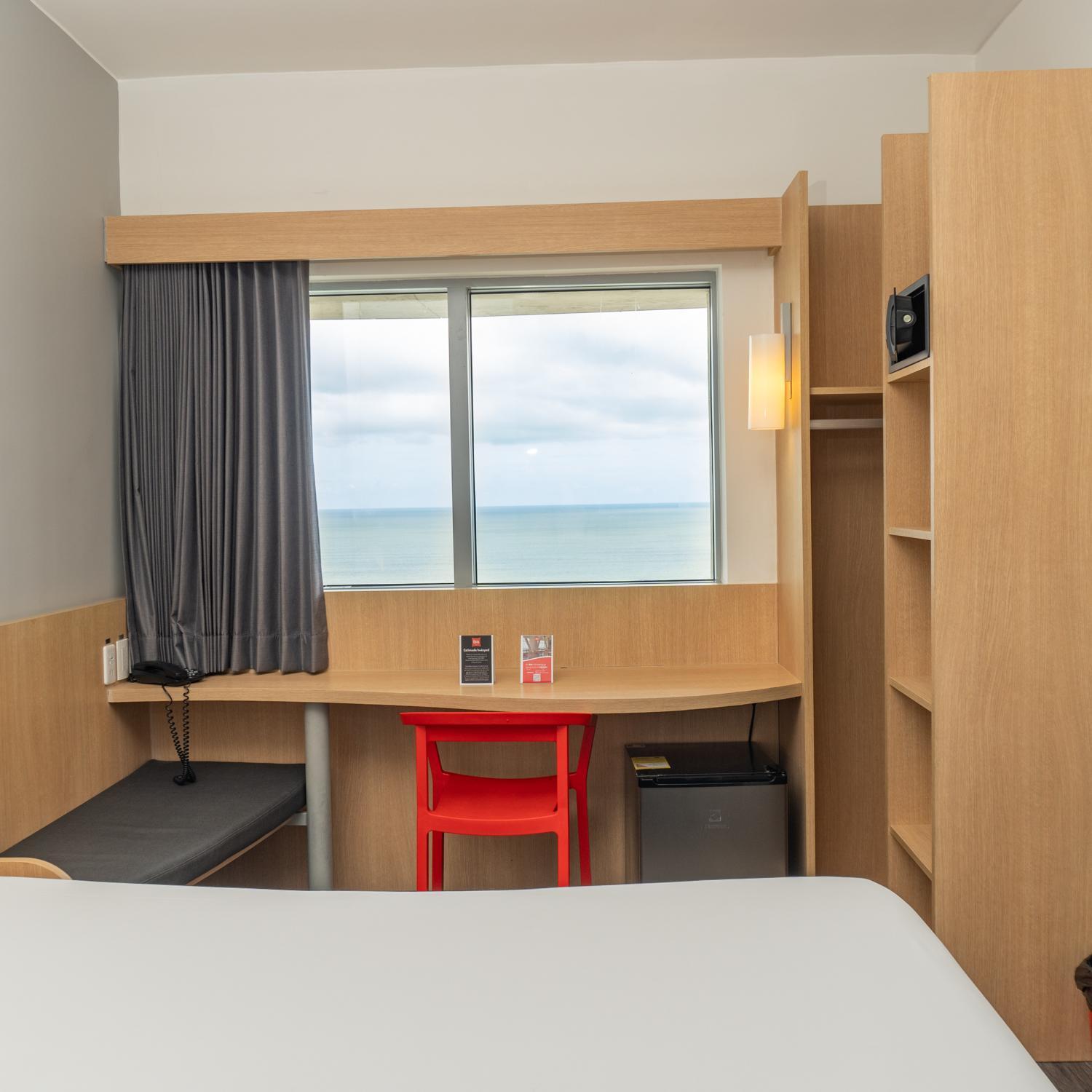 Отель Ibis Cartagena Marbella Экстерьер фото